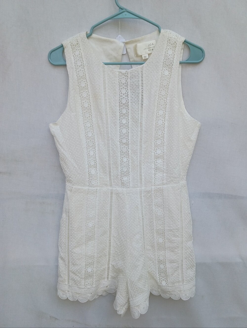 J.O.A. White Lace Crochet Sleeveless Open Back Romper Cottagecore Coqutte Medium